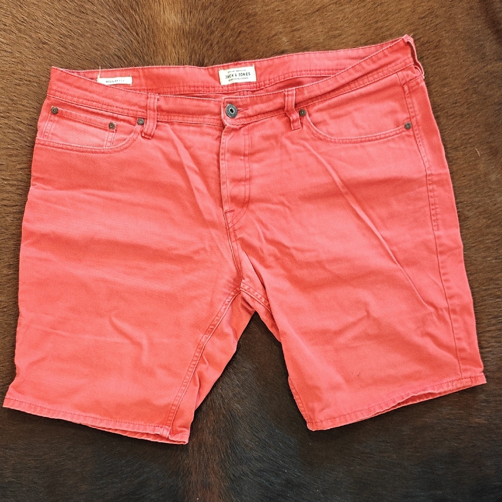 Jack & Jones Men's Coral Shorts